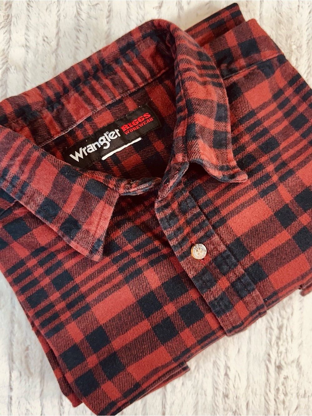 Wrangler Men’s Red and Black Plaid Flannel Shirt